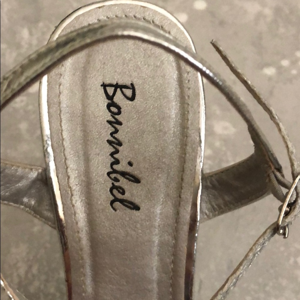 Bombshell 4” Silver Heels - image 4